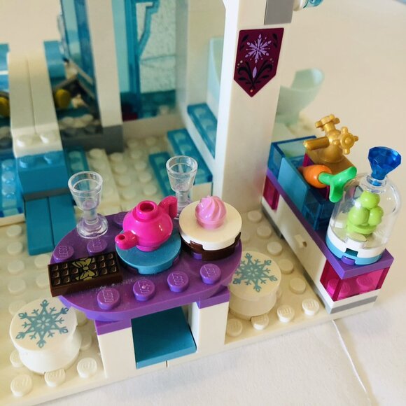 LEGO Disney Frozen 43172 Elsa's Magical Ice Palace Complete Manual Box Separator - Picture 6 of 15